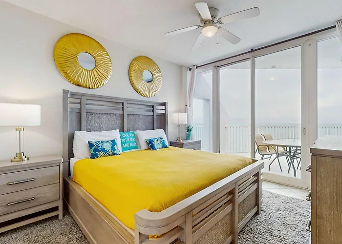 Gulf-front W Great Balcony Ocean View Ac & Shared Pools Hot Tubs & Gym *