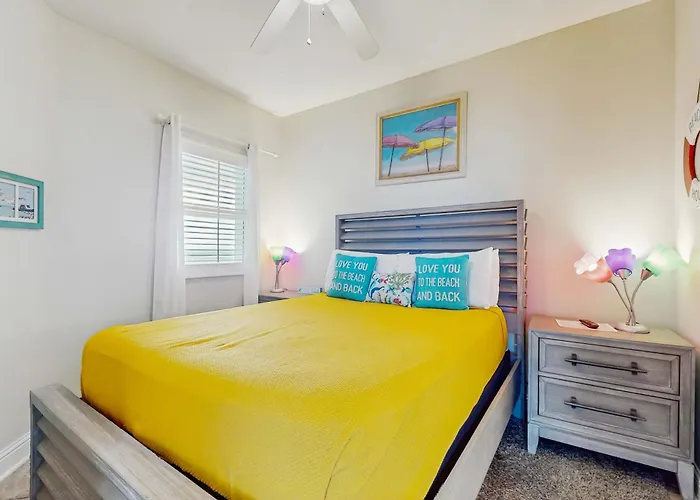 Gulf-front W Great Balcony Ocean View Ac & Shared Pools Hot Tubs & Gym Holiday home